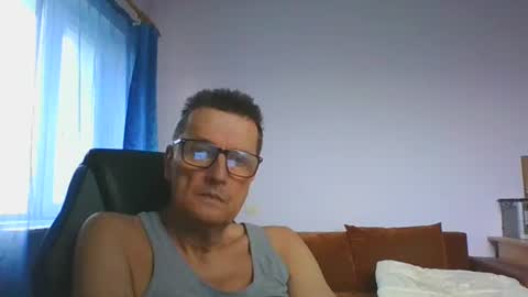 ulmeni7 online show from December 22, 2025, 12:35 pm