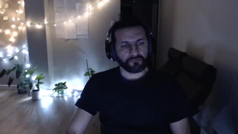 ultratoaster online show from December 21, 2024, 12:09 am