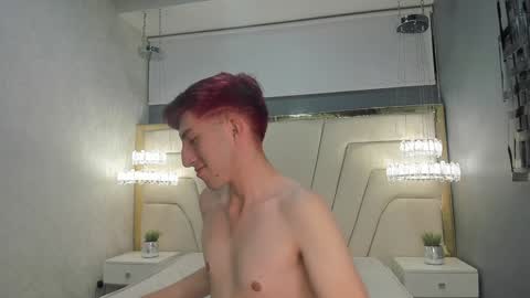 Un Slutty online show from January 4, 2025, 6:09 pm