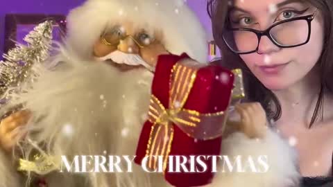 Una  online show from December 22, 2024, 1:55 pm