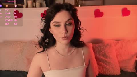 Una  online show from February 11, 2026, 10:31 am