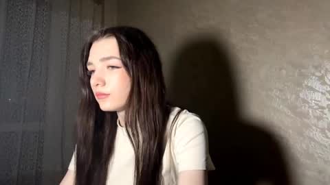 Snapshot of unaberto chatting on January 13, 2026, 12:43 pm Isobelle lisi online show from January 13, 2026, 12:43 pm