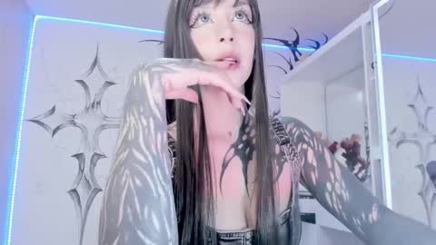 Snapshot of unachimbaherida chatting on February 28, 2025, 3:59 am Elle Danielle online show from February 28, 2025, 3:59 am