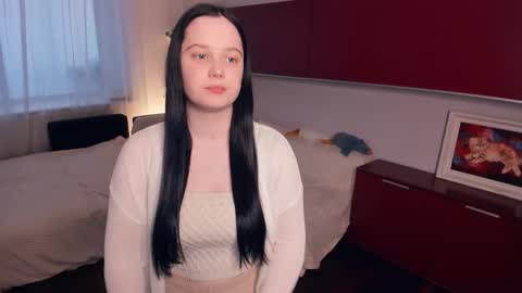 Snapshot of unahuotari chatting on March 2, 2026, 1:40 pm Lyna online show from March 2, 2026, 1:40 pm