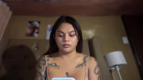 Lady tan online show from December 17, 2025, 10:10 am