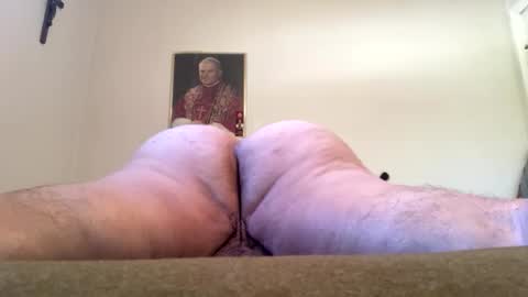 Snapshot of uncledenny1 chatting on September 11, 2025, 2:28 pm Hairy Sally online show from September 11, 2025, 2:28 pm