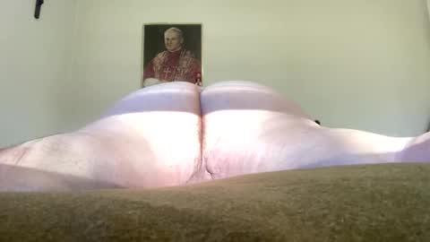 Snapshot of uncledenny1 chatting on September 14, 2025, 10:09 pm Hairy Sally online show from September 14, 2025, 10:09 pm