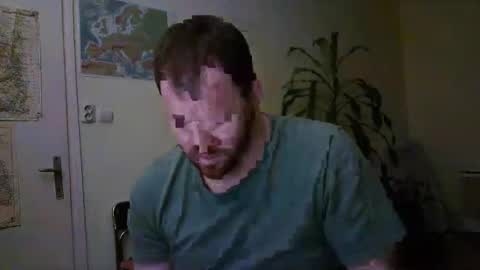 Snapshot of uncut_strong chatting on January 20, 2025, 4:12 pm Uncut Strong online show from January 20, 2025, 4:12 pm