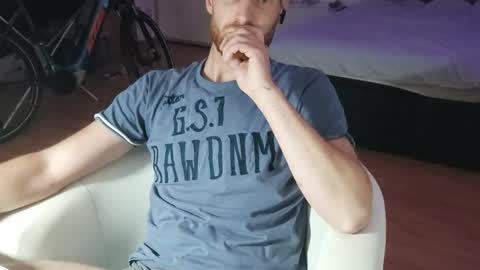 Snapshot of undercontrol069 chatting on September 11, 2025, 2:22 am Slave4play online show from September 11, 2025, 2:22 am