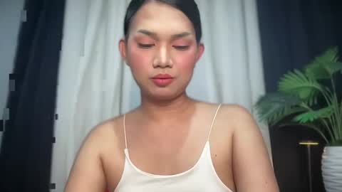 Lily online show from May 28, 2026, 11:18 am