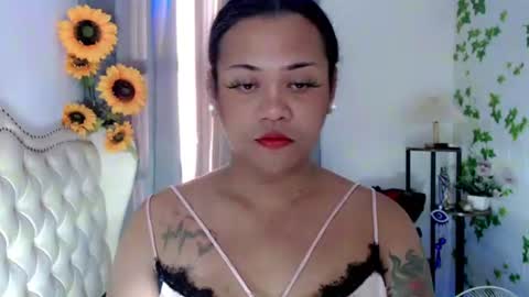 Snapshot of unforgettable_sin chatting on November 11, 2025, 10:21 pm Bella Shamara Odett online show from November 11, 2025, 10:21 pm