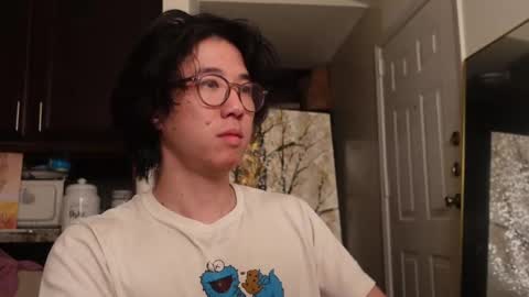 Snapshot of unhingedwang chatting on March 8, 2025, 3:06 am wang online show from March 8, 2025, 3:06 am