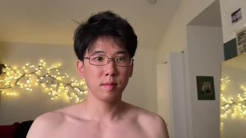 Snapshot of unhingedwang chatting on September 15, 2025, 1:27 am wang online show from September 15, 2025, 1:27 am