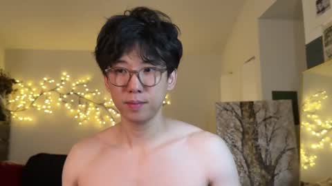 Snapshot of unhingedwang chatting on October 26, 2025, 12:16 am wang online show from October 26, 2025, 12:16 am