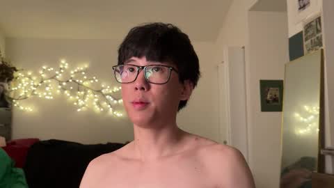 Snapshot of unhingedwang chatting on March 1, 2026, 1:07 am wang online show from March 1, 2026, 1:07 am