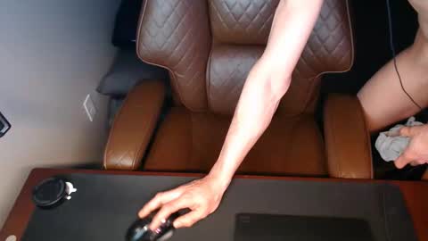 unicornflowers online show from March 8, 2026, 6:39 am