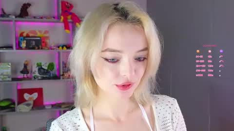 ShizukaShizuSHIZ online show from September 11, 2025, 2:55 am