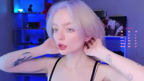 ShizukaShizuSHIZ online show from September 18, 2025, 3:52 am