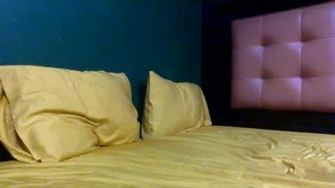 Thiago online show from October 6, 2025, 1:25 am