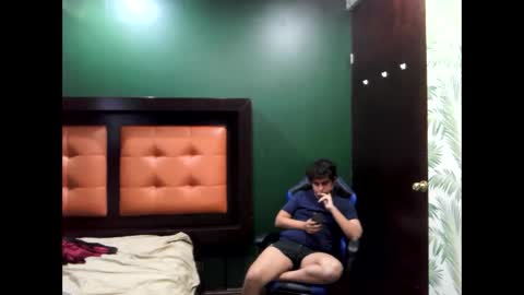 Thiago online show from November 2, 2025, 4:59 am