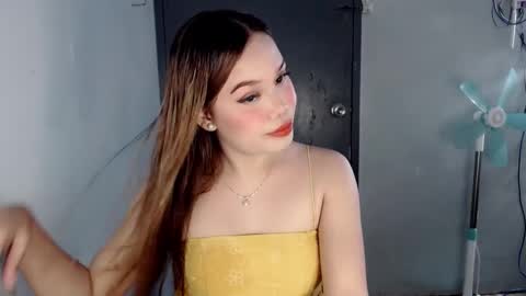 Snapshot of ur_anarosesexdoll chatting on March 12, 2025, 9:34 am anarose online show from March 12, 2025, 9:34 am