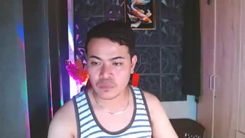 ur_asian_admirer online show from October 15, 2025, 11:43 am