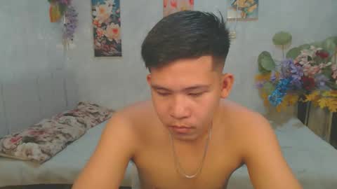 ur_bigcockeziekiel online show from May 8, 2026, 9:03 am