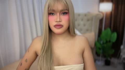 ur_bombshellpatty online show from June 3, 2026, 4:01 pm