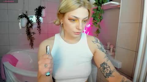 Cute Elf Girls online show from January 15, 2026, 12:15 am