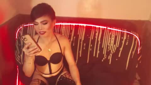 MISS ANNA online show from March 4, 2026, 1:44 am