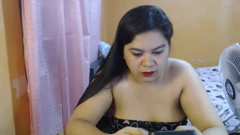 Snapshot of ur_hotsexymaria chatting on May 3, 2026, 3:56 am ur_hotsexymaria online show from May 3, 2026, 3:56 am