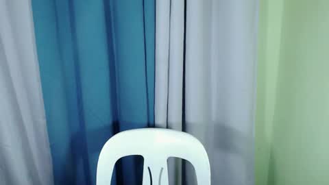 QUEENSY online show from February 1, 2025, 4:14 am