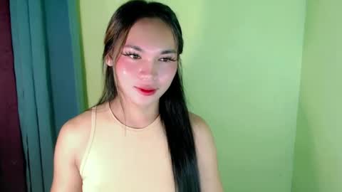 QUEENSY online show from February 20, 2025, 6:35 pm