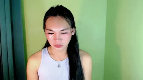 QUEENSY online show from February 28, 2025, 3:37 pm