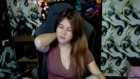 Snapshot of ur_prettyangel chatting on June 25, 2026, 10:31 am ur_prettyangel online show from June 25, 2026, 10:31 am