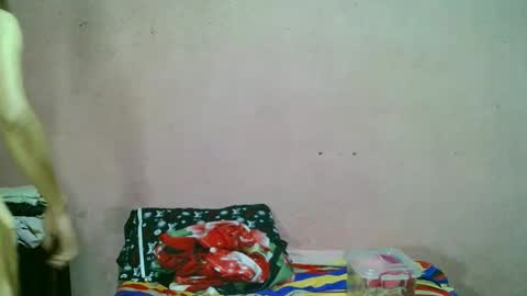 Snapshot of ur_sexybabe_ehra chatting on January 17, 2026, 2:05 am ur_sexybabe_ehra online show from January 17, 2026, 2:05 am