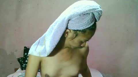 Snapshot of ur_sexybabe_ehra chatting on May 27, 2026, 12:46 pm ur_sexybabe_ehra online show from May 27, 2026, 12:46 pm