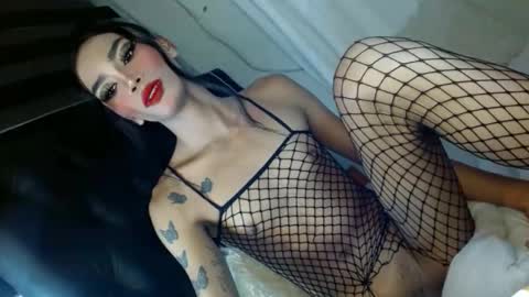 emma online show from October 31, 2025, 5:30 am