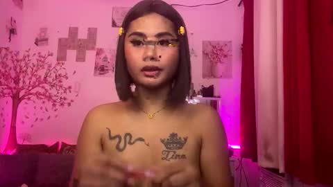 HelloIm  Girly online show from April 16, 2026, 3:18 am