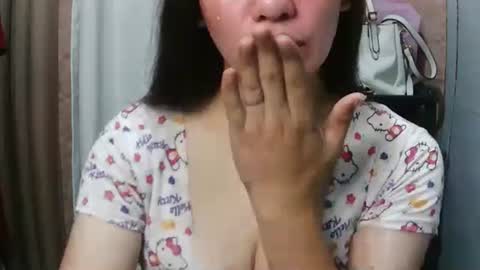 Snapshot of ur_yassy chatting on February 1, 2026, 9:35 pm ur_yassy online show from February 1, 2026, 9:35 pm