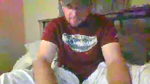 ur_zaddy4now online show from December 9, 2024, 2:24 am