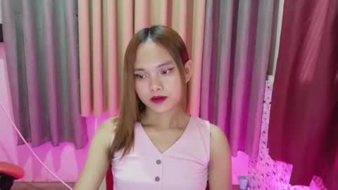 urasian_crisa online show from December 17, 2025, 7:14 am