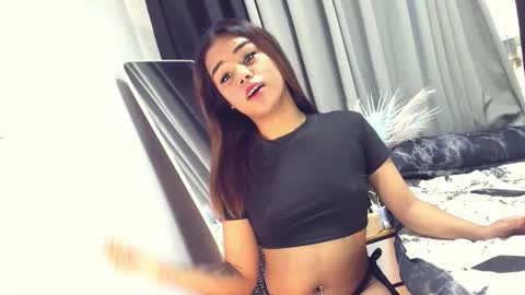 Snapshot of urasian_france69 chatting on September 18, 2025, 2:35 am FRANCINE cum with me in pvt or pwrd online show from September 18, 2025, 2:35 am