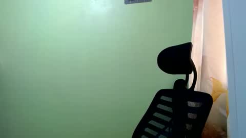 urasian_joy online show from October 22, 2025, 2:34 am