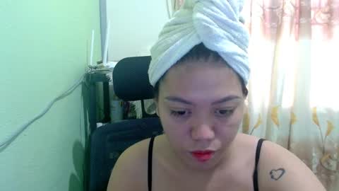 urasian_joy online show from December 22, 2025, 5:37 am