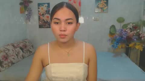 Snapshot of urasian_kat chatting on May 6, 2026, 4:01 pm urasian_kat online show from May 6, 2026, 4:01 pm
