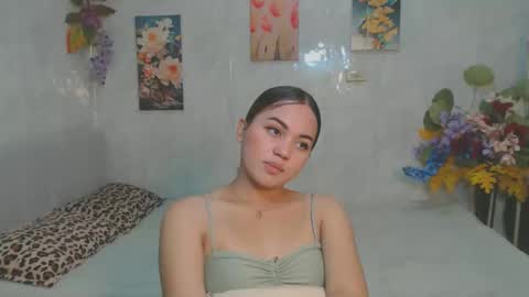 Snapshot of urasian_kat chatting on May 14, 2026, 3:30 pm urasian_kat online show from May 14, 2026, 3:30 pm