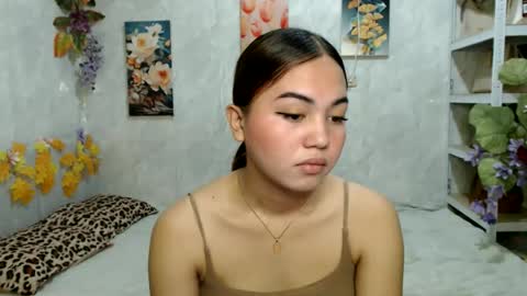 Snapshot of urasian_kat chatting on May 24, 2026, 6:35 pm urasian_kat online show from May 24, 2026, 6:35 pm