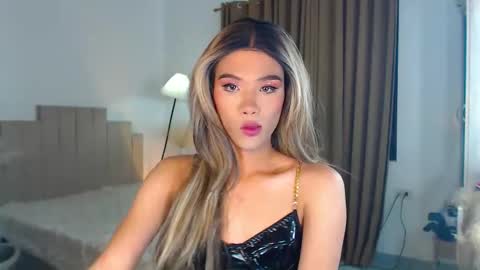 urasiancumboix2 online show from January 12, 2026, 3:28 pm