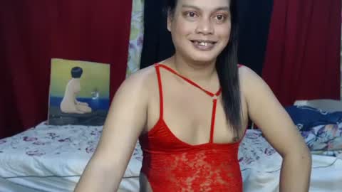 Snapshot of urasiandominaxx chatting on March 8, 2025, 11:28 pm Diane online show from March 8, 2025, 11:28 pm
